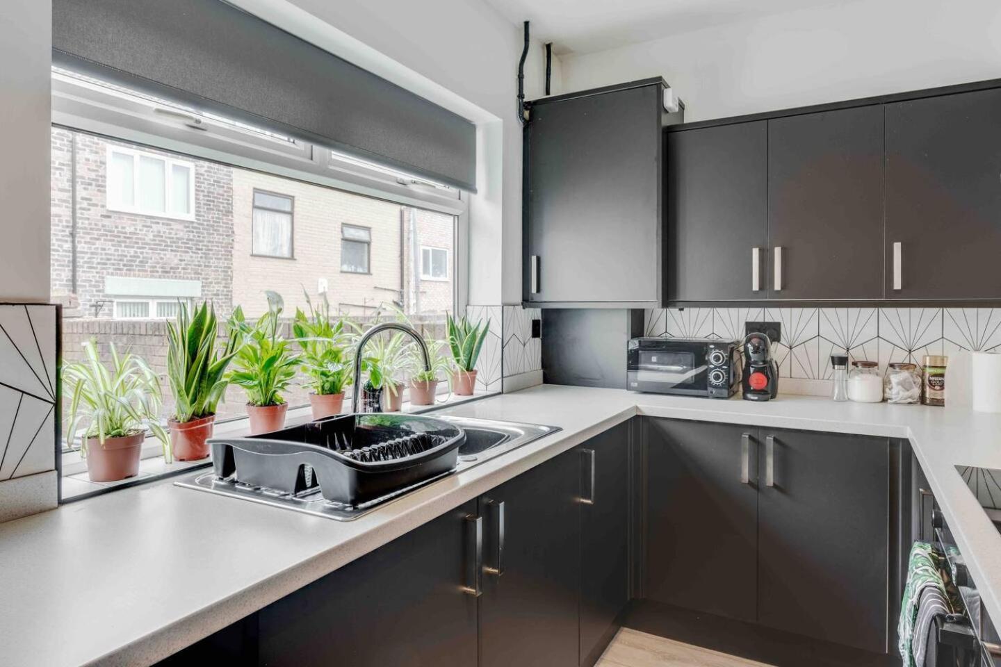 3-Bed Scouse House Near Anfield & Goodison Villa Liverpool Luaran gambar